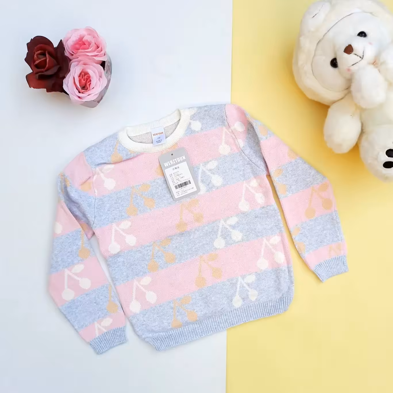 بلوز دخترانه گپ ،بلوز بافت زمستانه بچه گانه وارداتی طرح گیلاس سایز 40 تا 60