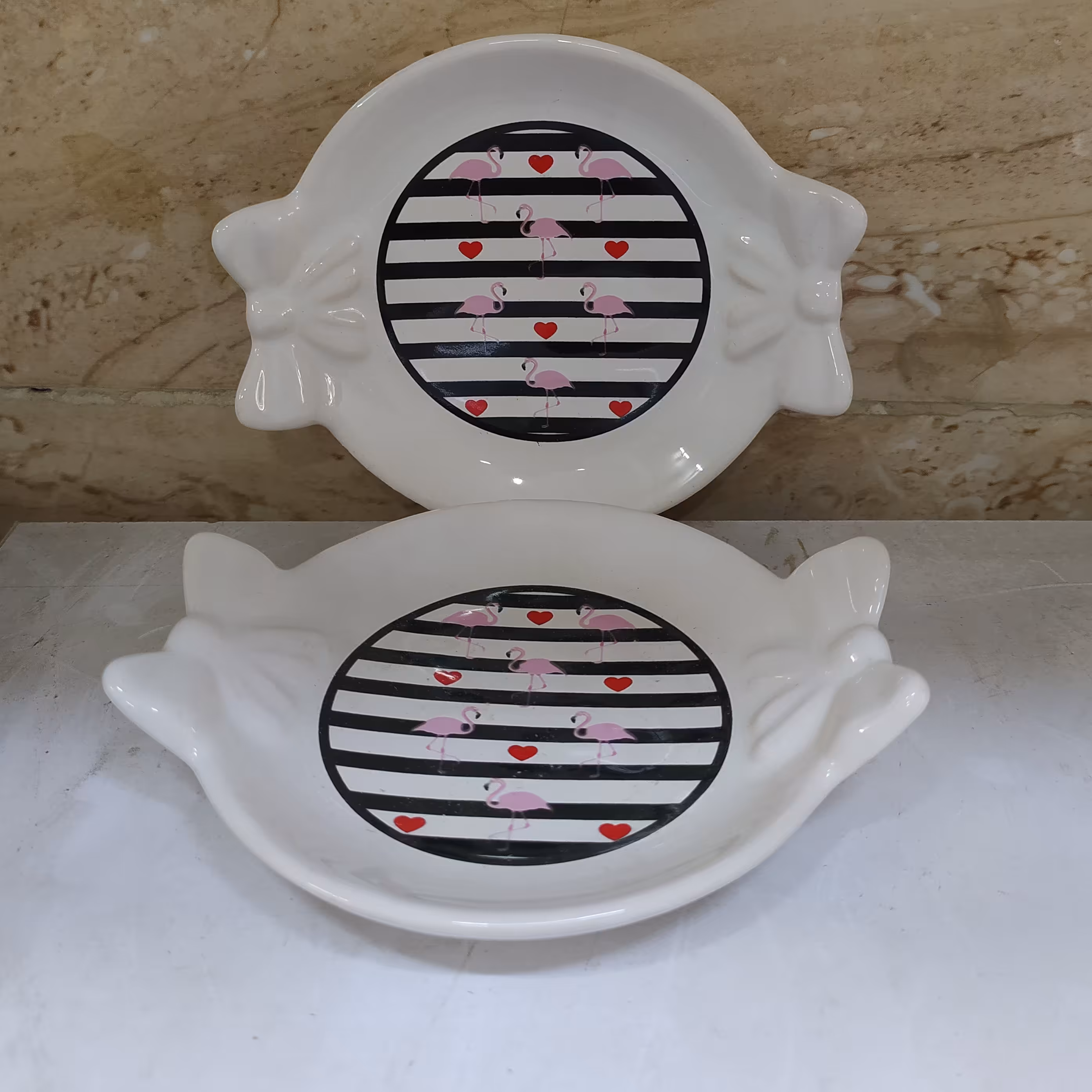 کره خوری جفتی/پنیر خوری/خرماخوری