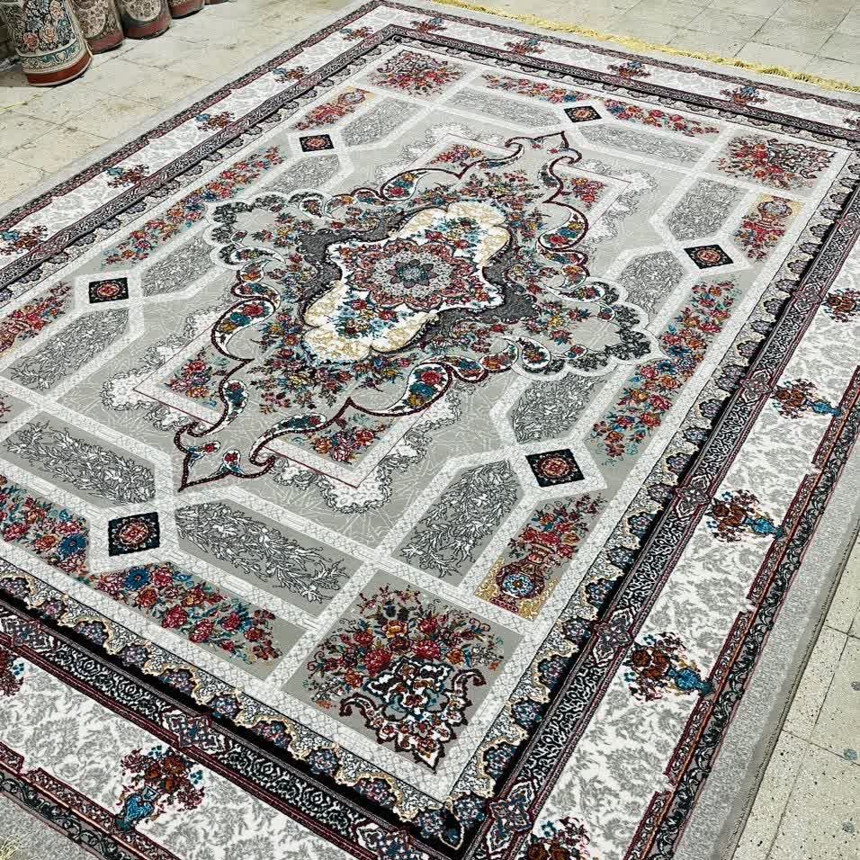 فرش ارزان کاشان نخ ویرجین 500شانه طرح 700سایز 12متری