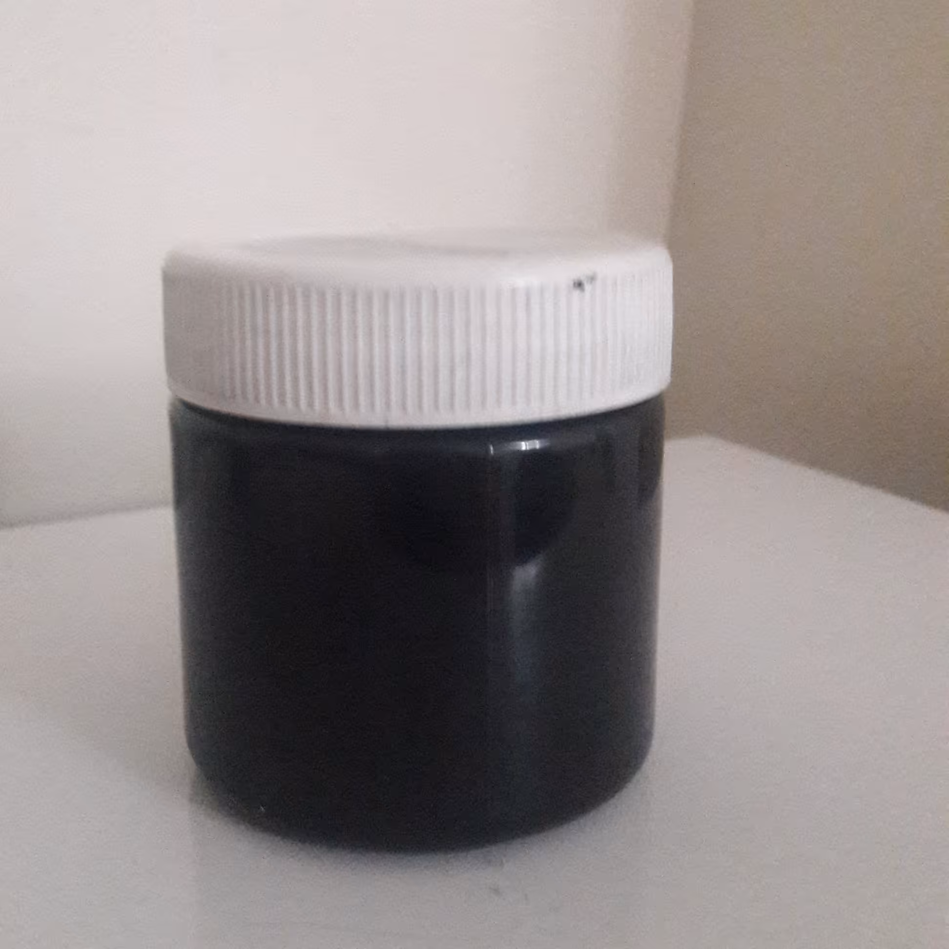رنگ خمیری مشکی استفاده در سنگ مصنوعی و اکسسوری