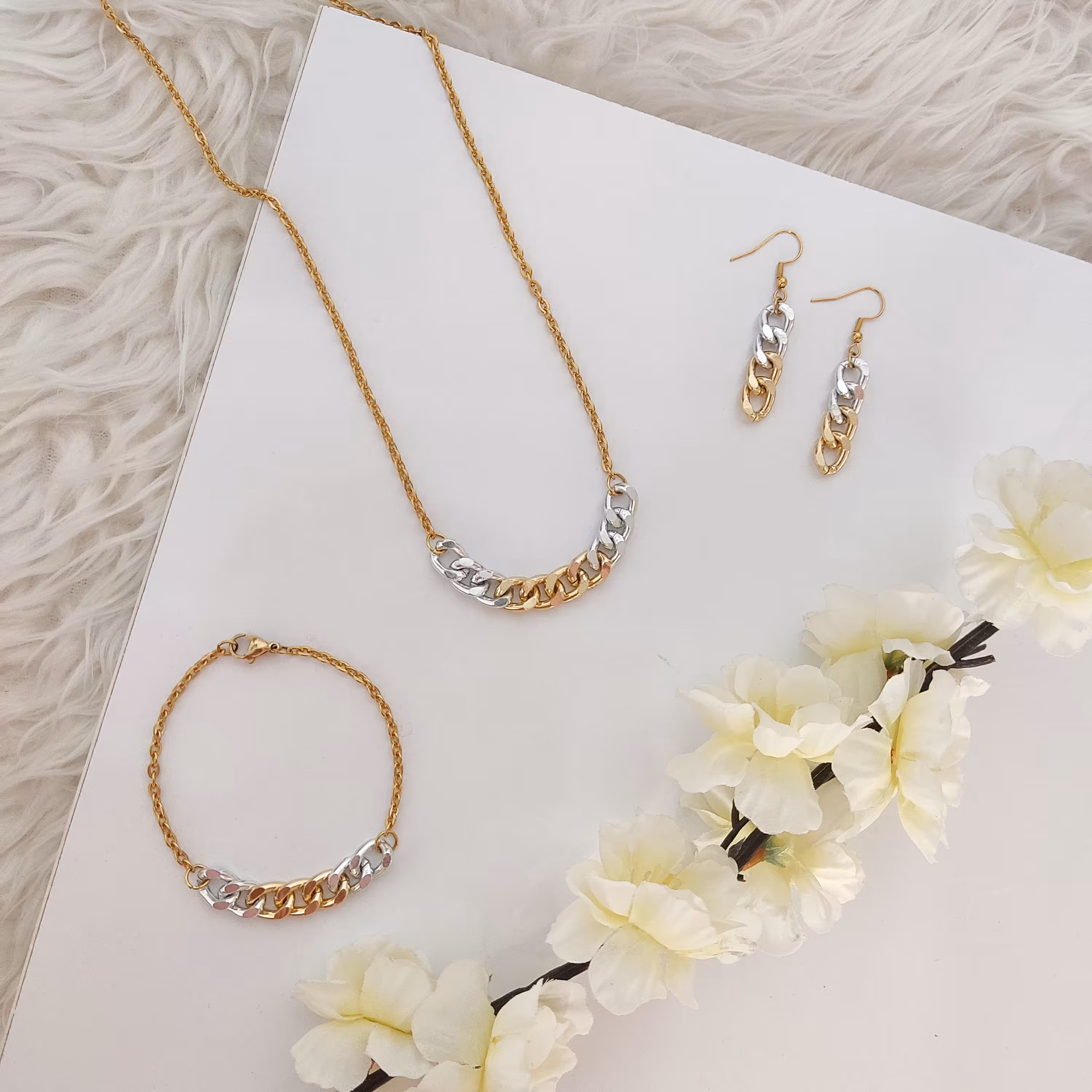 ست زنجیر کارتیر آلومینیومی و زنجیر دیپلمات استیل و رنگ ثابت 