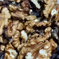 مغز گردو روغنی  فسنجونی   مستقیم از تولید کننده .خوانسار