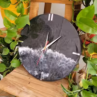 ساعت رزین و زیبا 