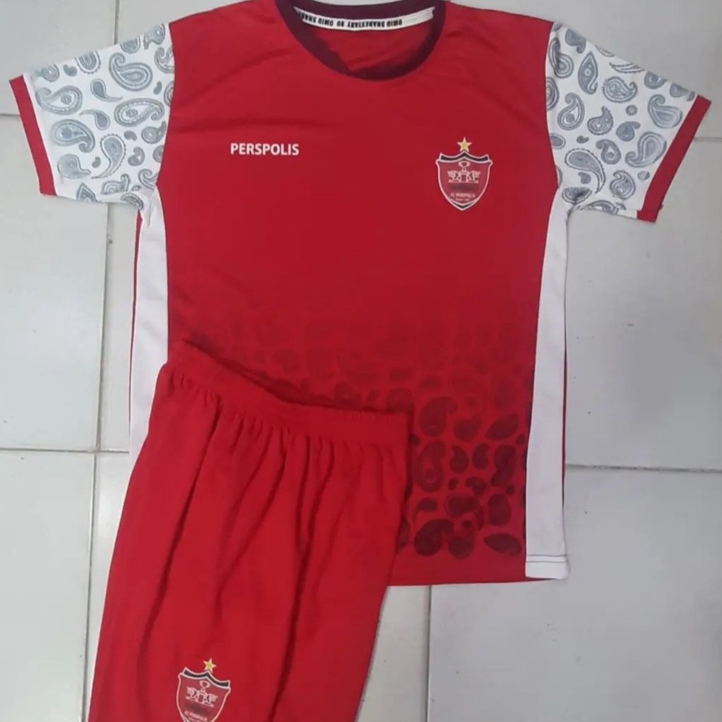 پیراهن و شورت ورزشی پرسپولیس 1401