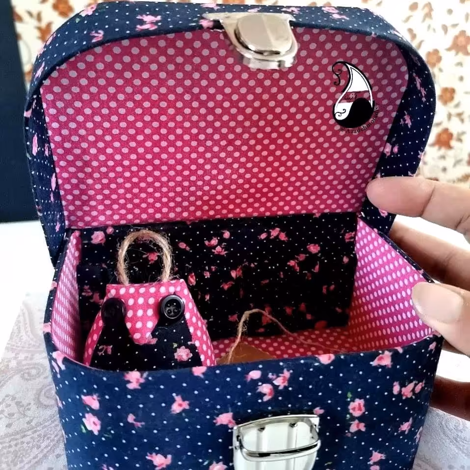 چمدان زیورآلات