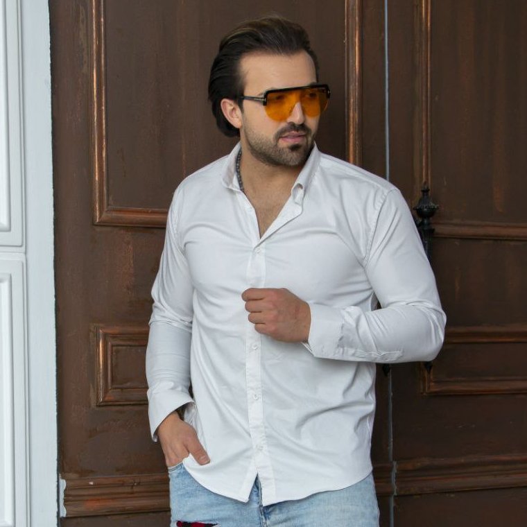 پیراهن سفید نخی
