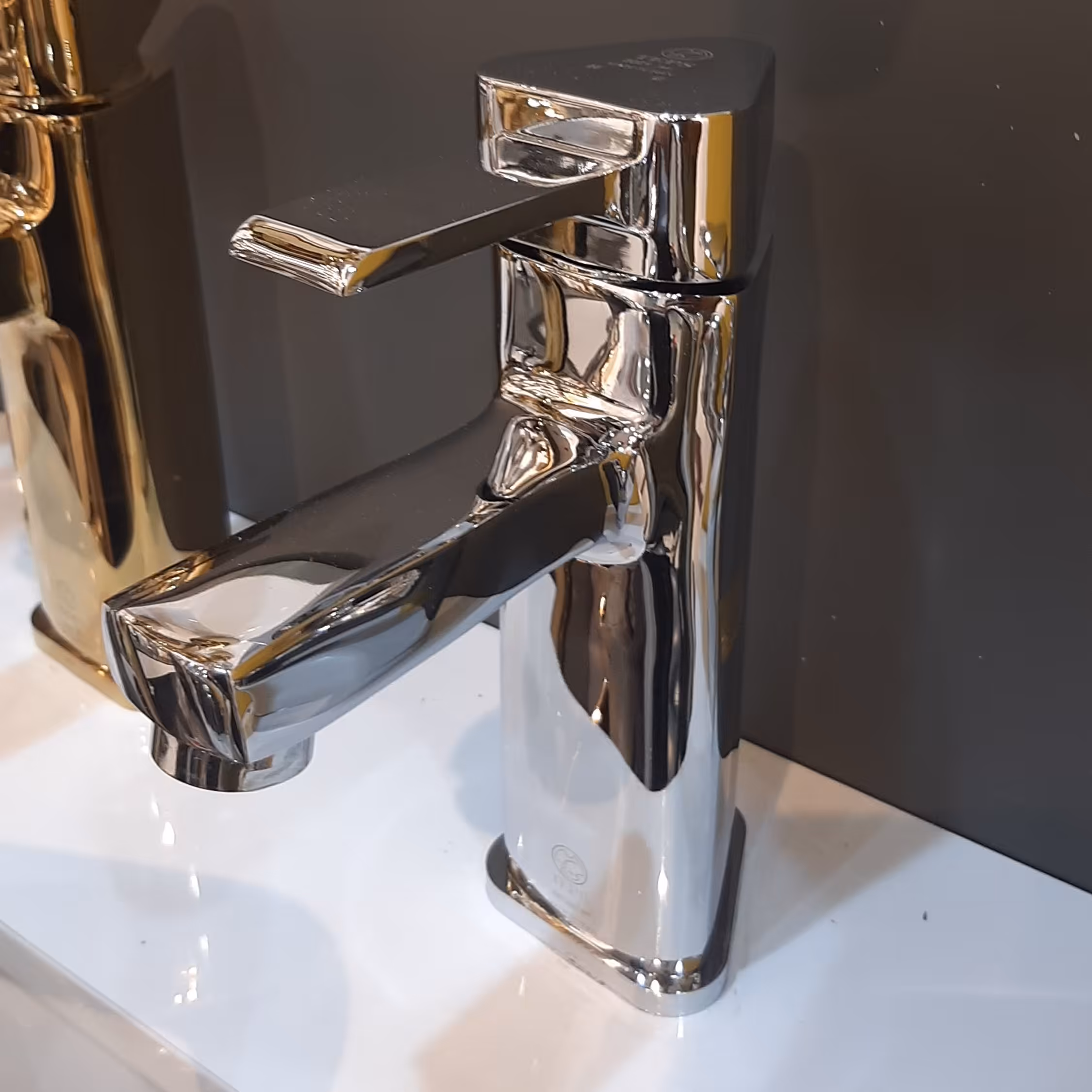 شیر روشویی تپس مدل برامن