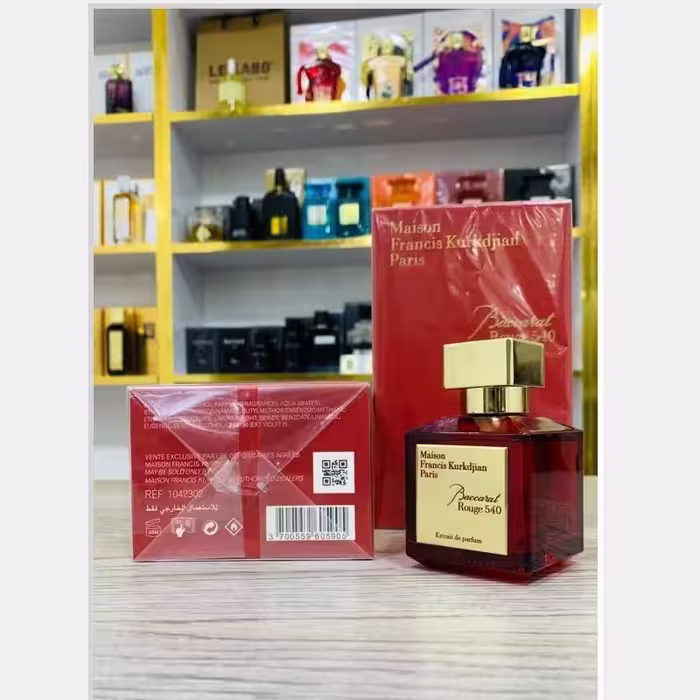 ادکلن اورجینال باکارات رژ 540 قرمز یونیسکس با حجم 100ml و ساخت فرانسه