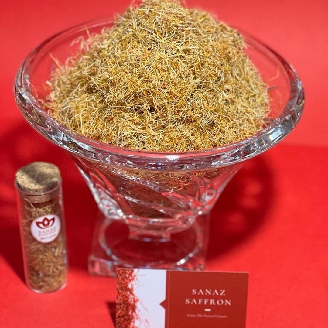 یک مثقال (46 گرم) ریشه زعفران