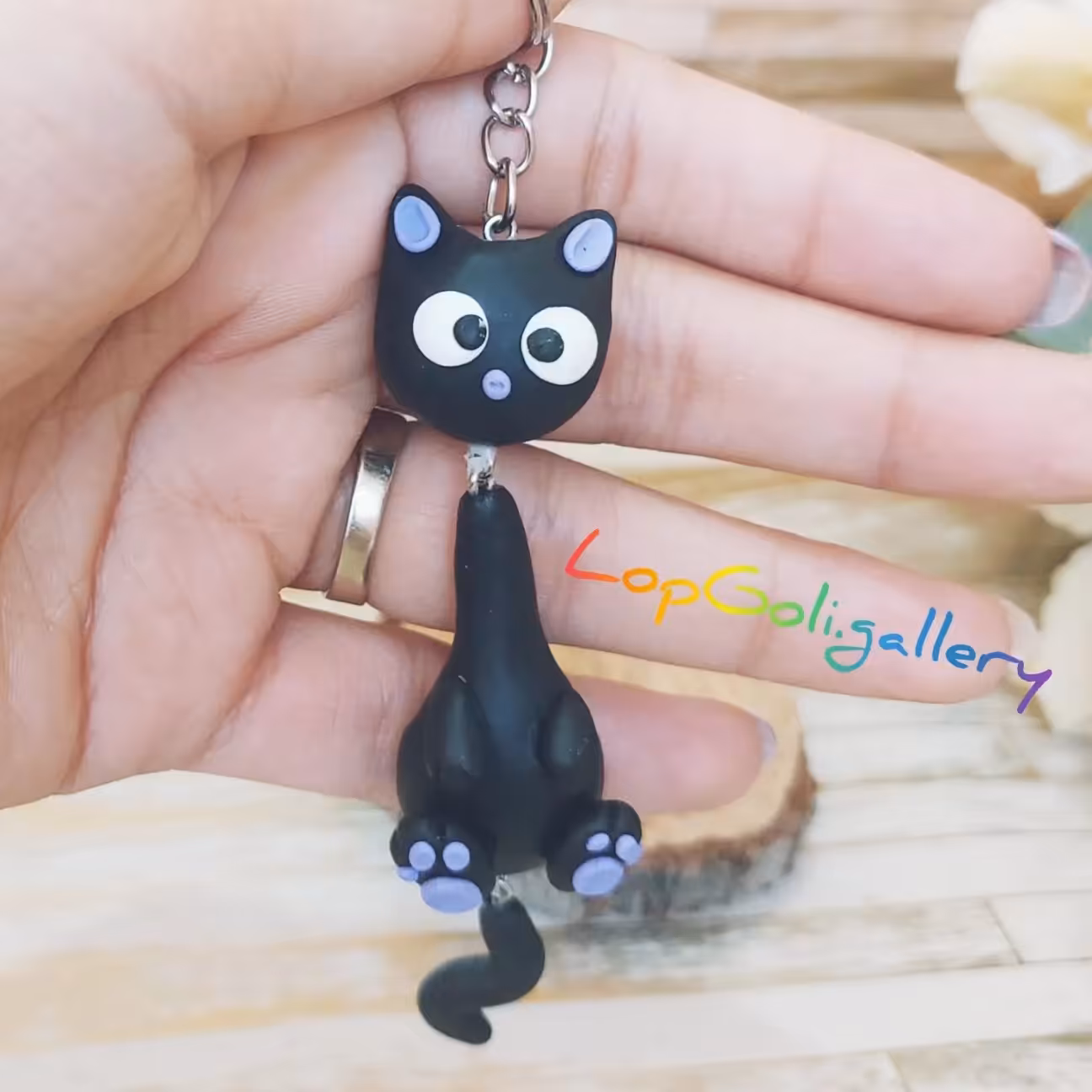 جاکلیدی و آویز گربه