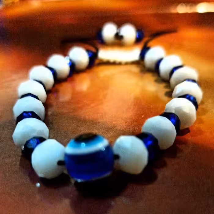 دستبند کشویی مدل چشم نظر . این و دیگه نخری از  همه جا میمونی