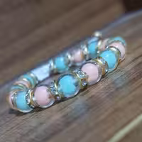 دستبند با مروارید رنگی