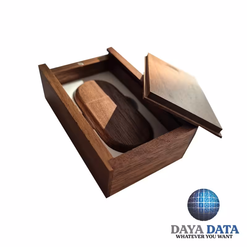 فلش مموری  دایا دیتا  ست ساده چوبی  مدل WO1001-51  ظرفیت32GB -USB3 رنگ قهوه ای 