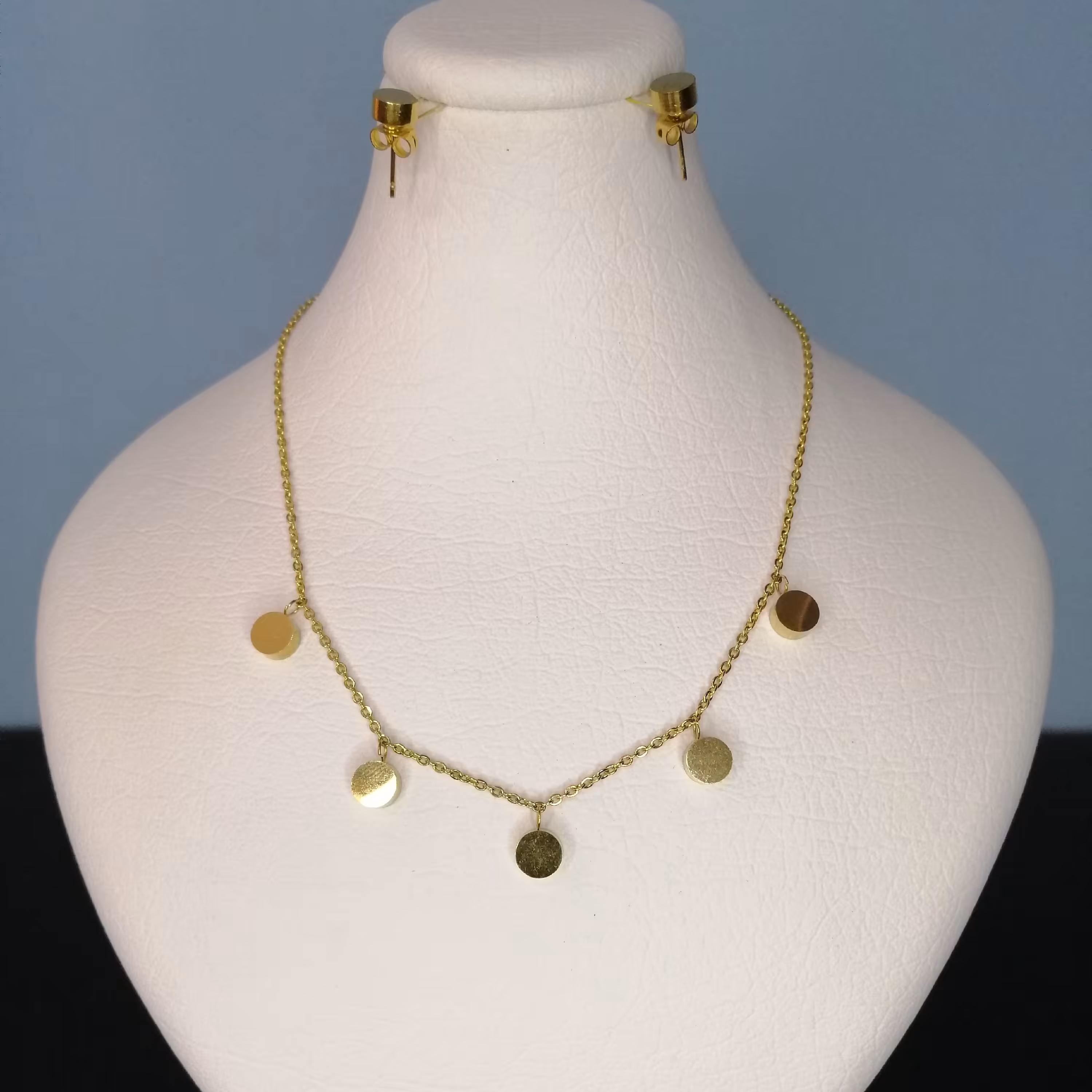 نیم ست طلایی