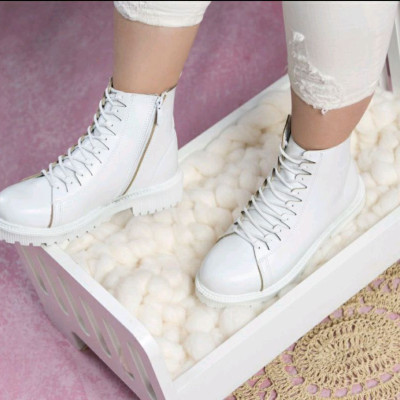 نیم بوت بندی