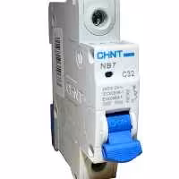 کلید مینیاتوری 6 آمپر چینت با قدرت قطع 6 کیلو آمپر مدل NB7