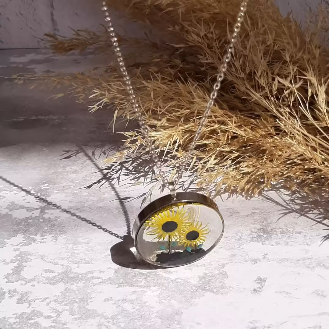 آفتاب گردون رزینی