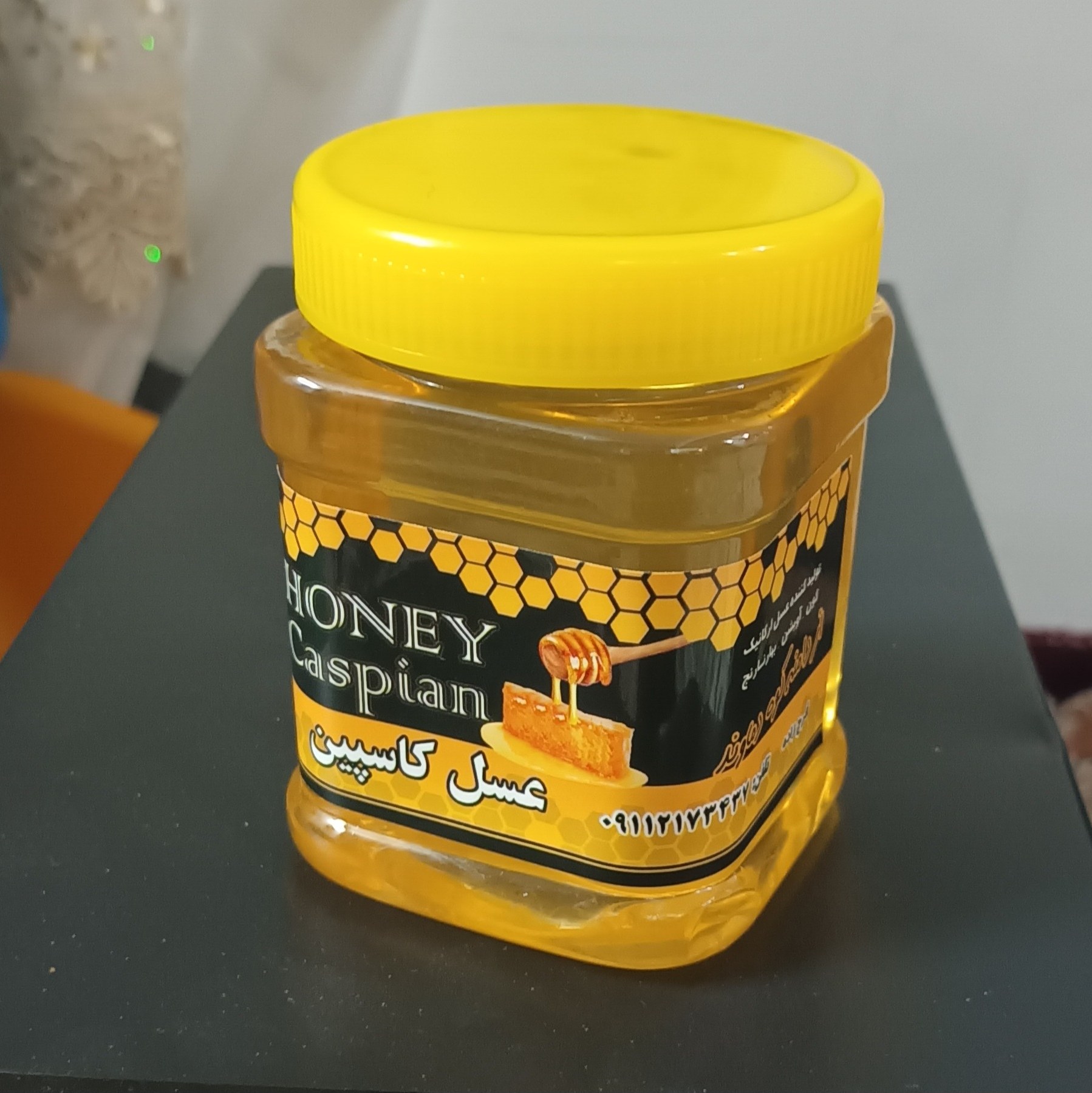 عسل بهارنارنج کاسپین 05کیلوگرمی برداشت شده سال 1402 بدون افزودنی