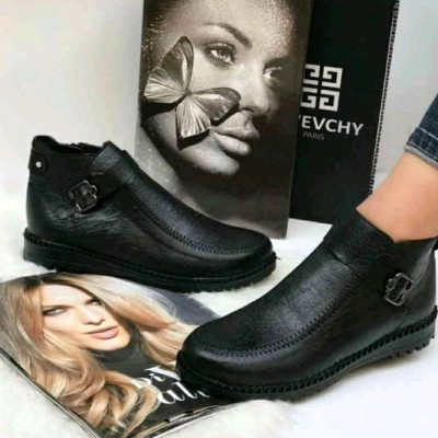 نیم بوت زیپی