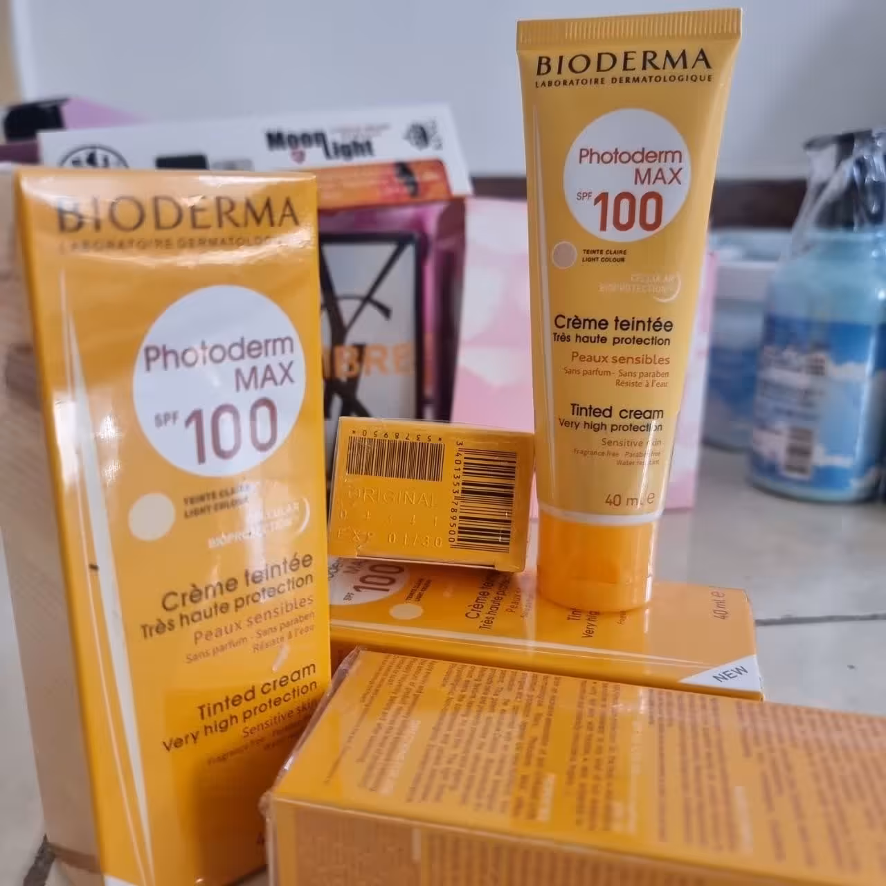 کرم ضدآفتاب بیودرما مدل photoderm Max 100