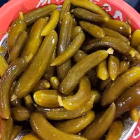 خیارشور  خانگی با سرکه طبیعی و ادویه جات طبیعی (1000گرمی)