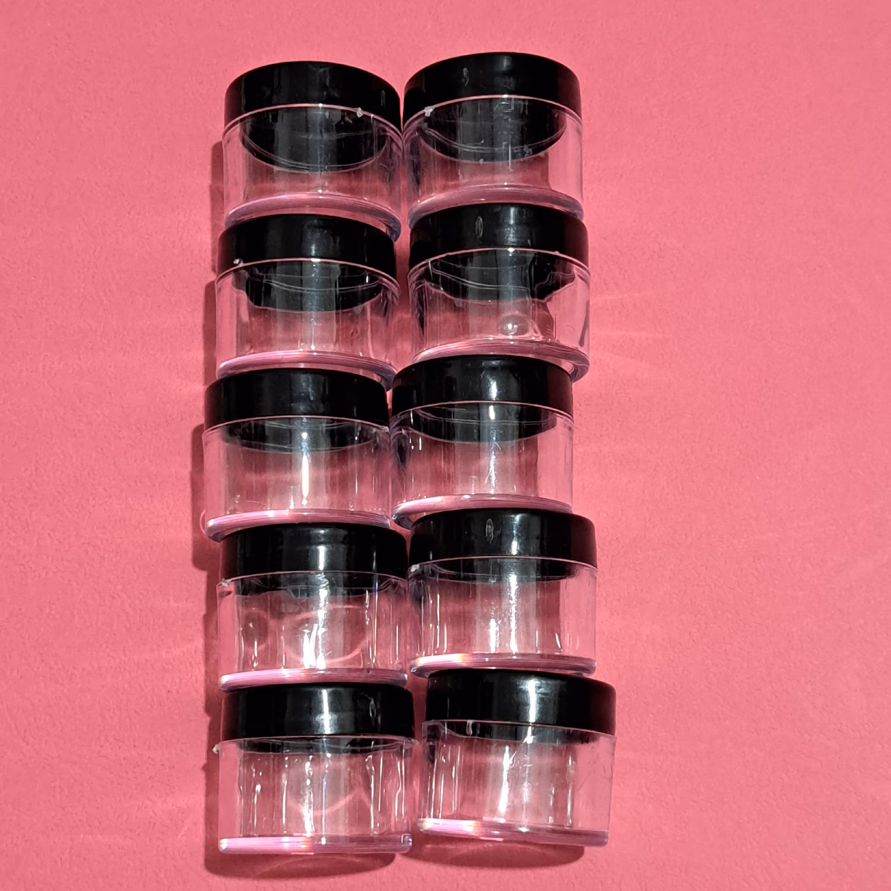 ظرف پلاستیکی درب دار حجم 10 گرم (     بسته 10 عددی)