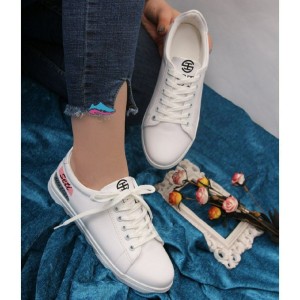 کتانی زنانه