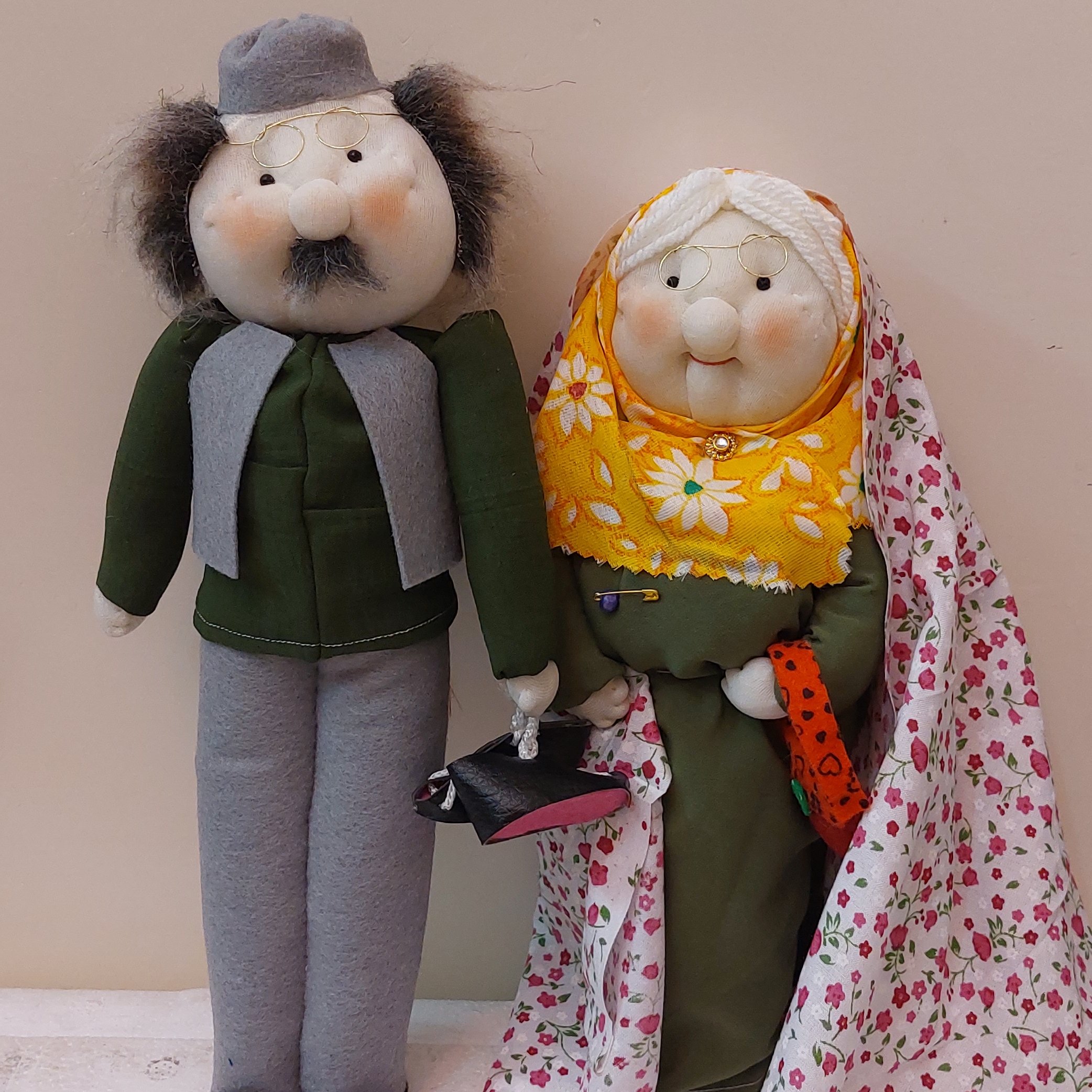 عروسکای زیبا