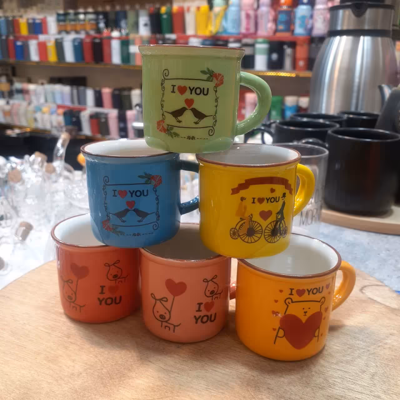 فنجان سرامیکی طرح love بسته ی شش عددی