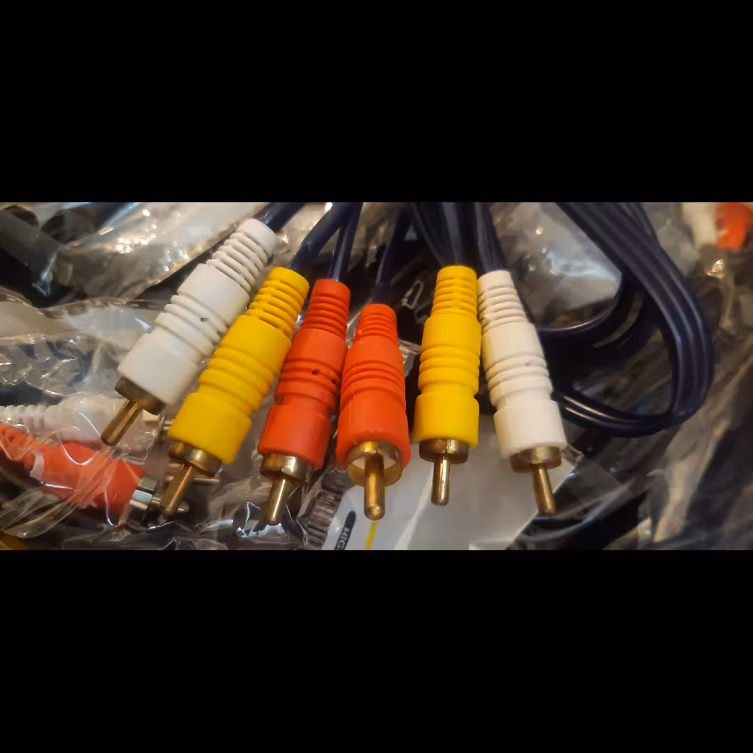 کابل  3 به 3 کیفیت عالی مناسب  برای انتقال  صدا و تصویر همزمان