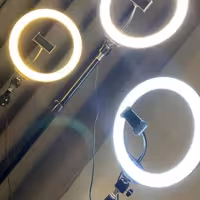 رینگ لایت سایز 26 همراه با پایه 2.10 سانتی متری پر نور ارسال فوری (پس کرایه)