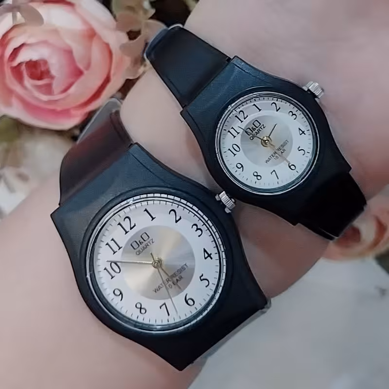 ساعت مچی ست اسپورت طرح کیو اند کیو بند مشکی صفحه سفید