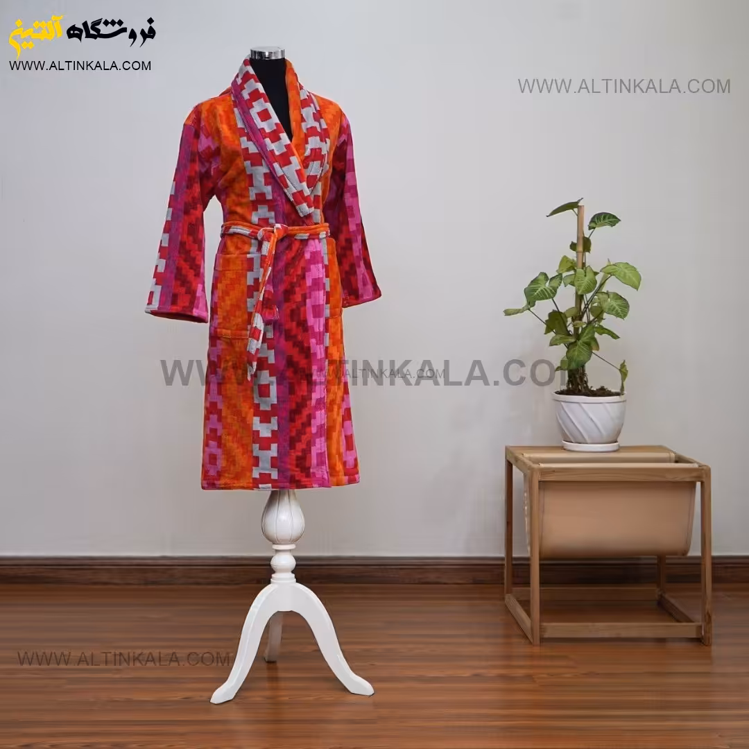 حوله پالتویی برق لامع طرح کریستال قرمز سایز 115