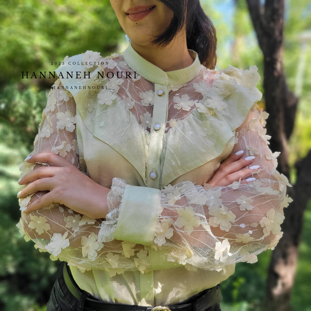 شومیز مجلسی گلدار لیمویی با آستین توری قابل سفارش تا سایز 3