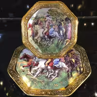 ست پیش دستی پیاله میوه خوری آجیل خوری  طرح طلاکوب اعلا بدرقه عروس چینی طرح زیبا ارسال  پسکرایه تمام نقاط