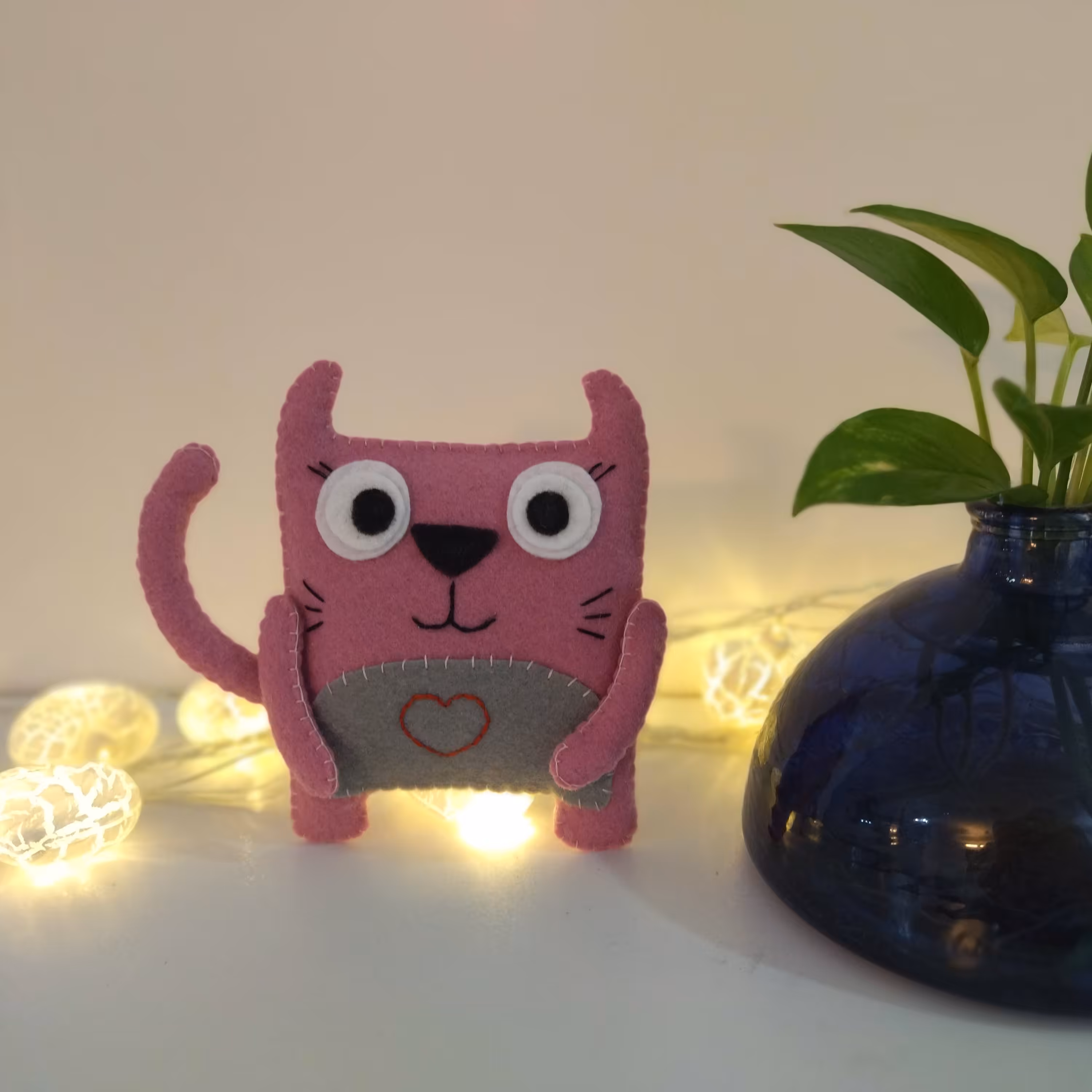 عروسک نمدی طرح گربه