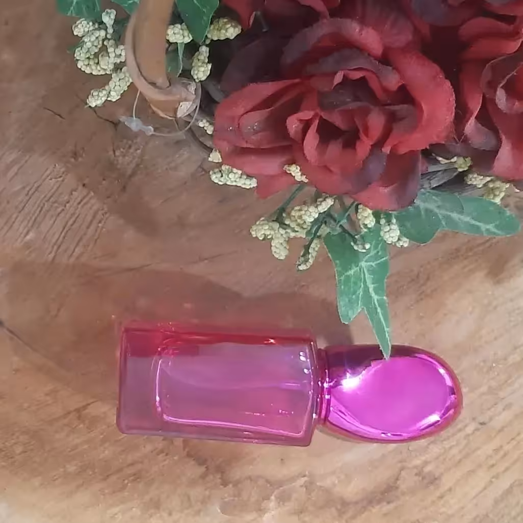 عطر ایفوریا زنانه اسپری افشان(ده گرمی)