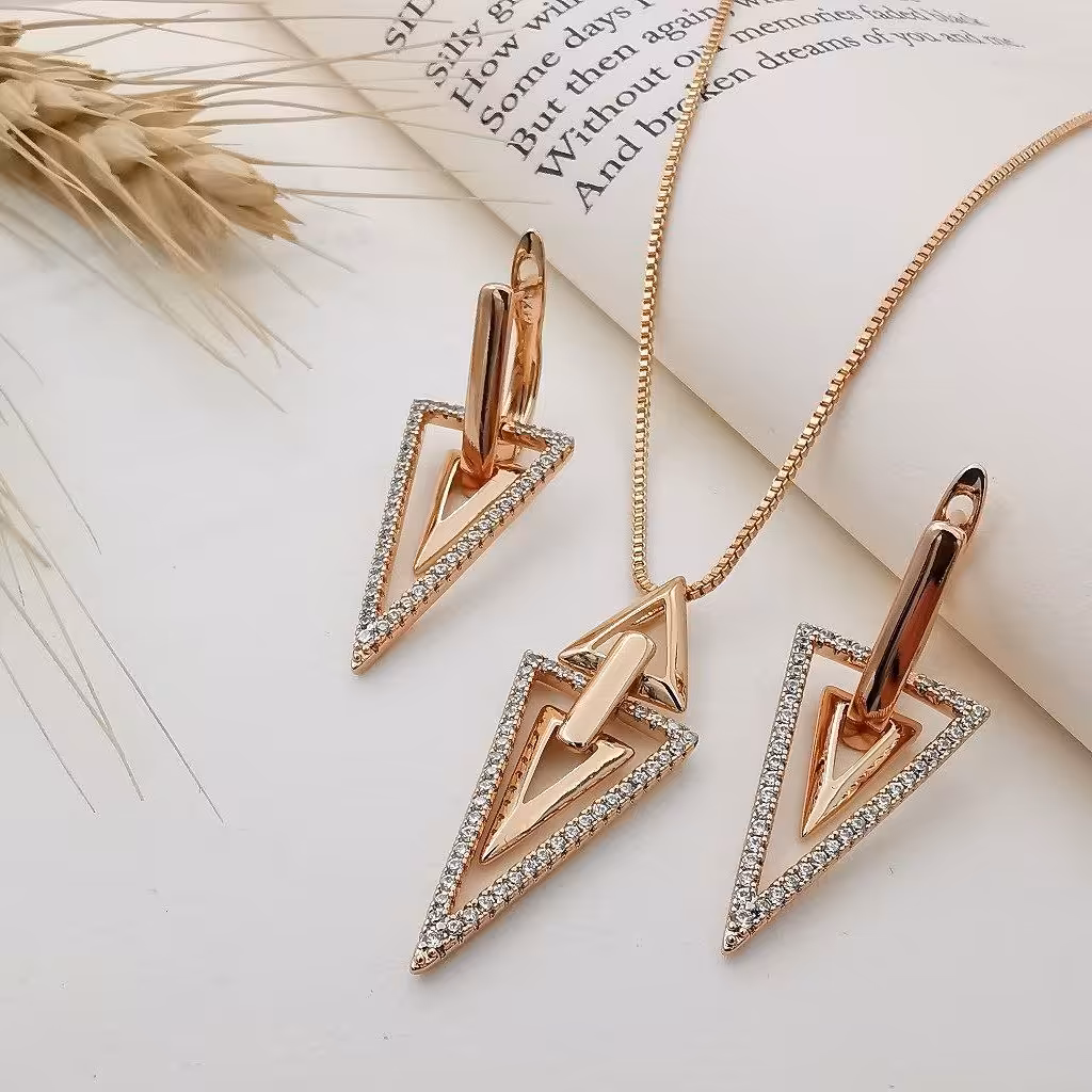 نیم ست  برند ژوپینگ آبکاری طلا