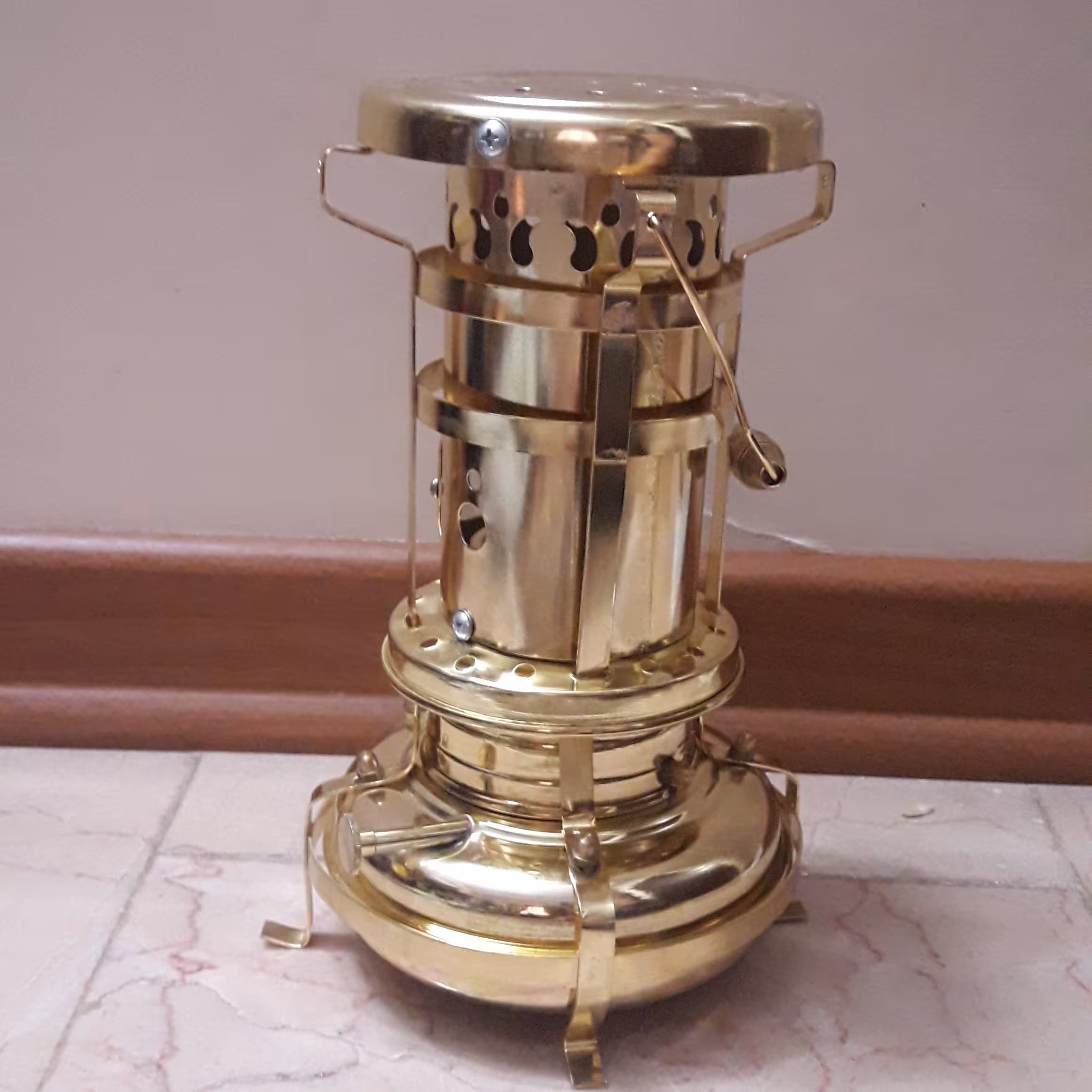 چراغ علاالدین طلایی دکوری