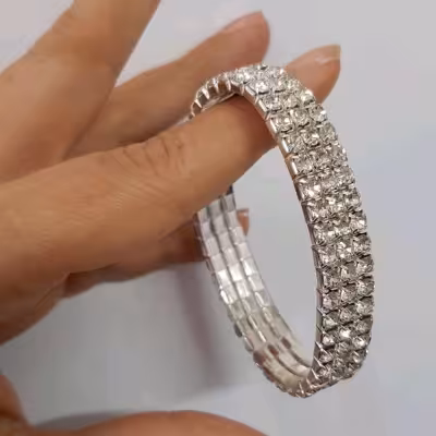 دستبند تنیسی فول نگین نقره ای ، کار فوق‌العاده زیبا و حرفه ای، فری سایز