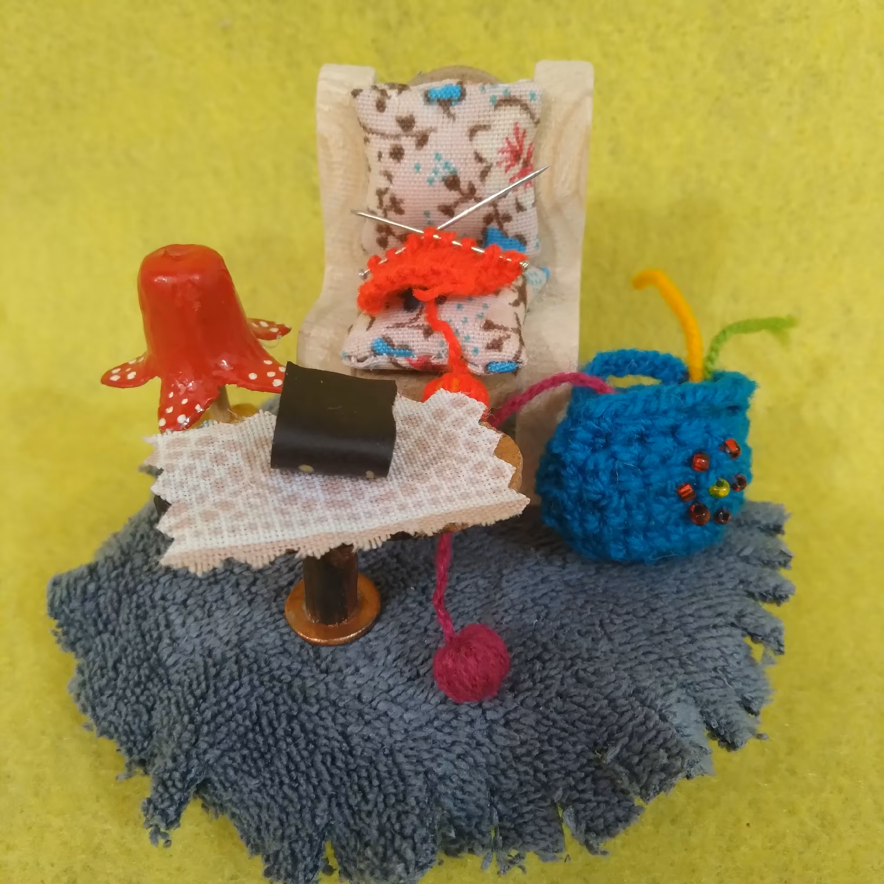 دست سازهای کوچک من ،اتاق مینیاتوری مادربزرگ مینیاتوری  محصولی از ستاره چوبی