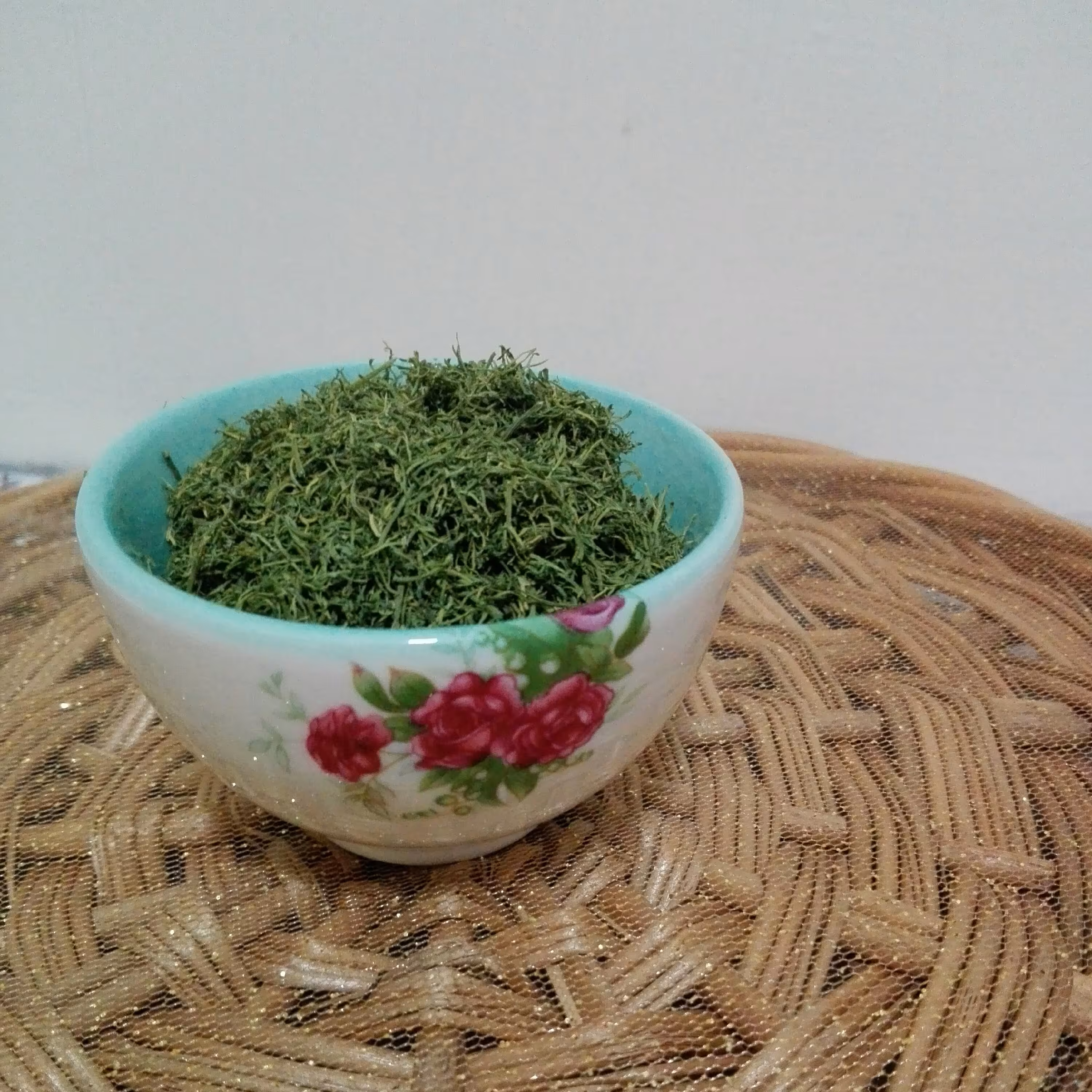 شوید خشک خرد شده