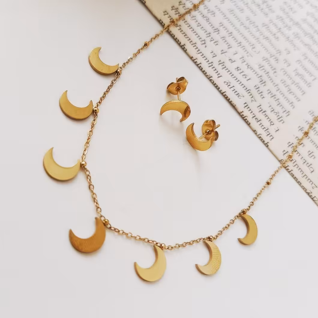 نیم ست پر آویز استیل