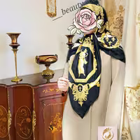 #روسری# ابریشم# ژاکارد# وارداتی# اورجینال
از برند# سیتی# ترکیه
دور دست دوز فرانسوی
یکی از بهترین هاست بسیار شیک و مجلسی 