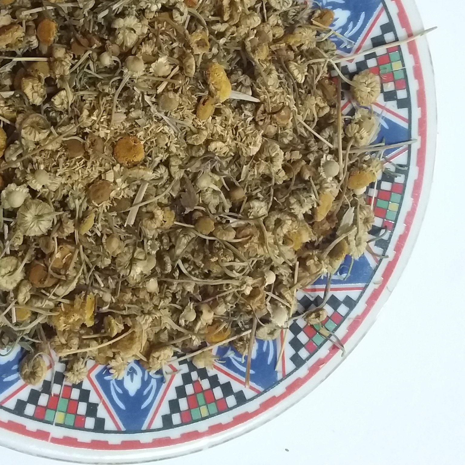 بابونه اردبیلی درجه یک با کیفیت فوق العاده با بسته بندی 60 گرمی
