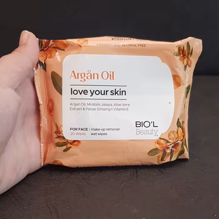 دستمال مرطوب پاک کننده آرایش صورت پوست خشک و حساس بیول
اورجینال

