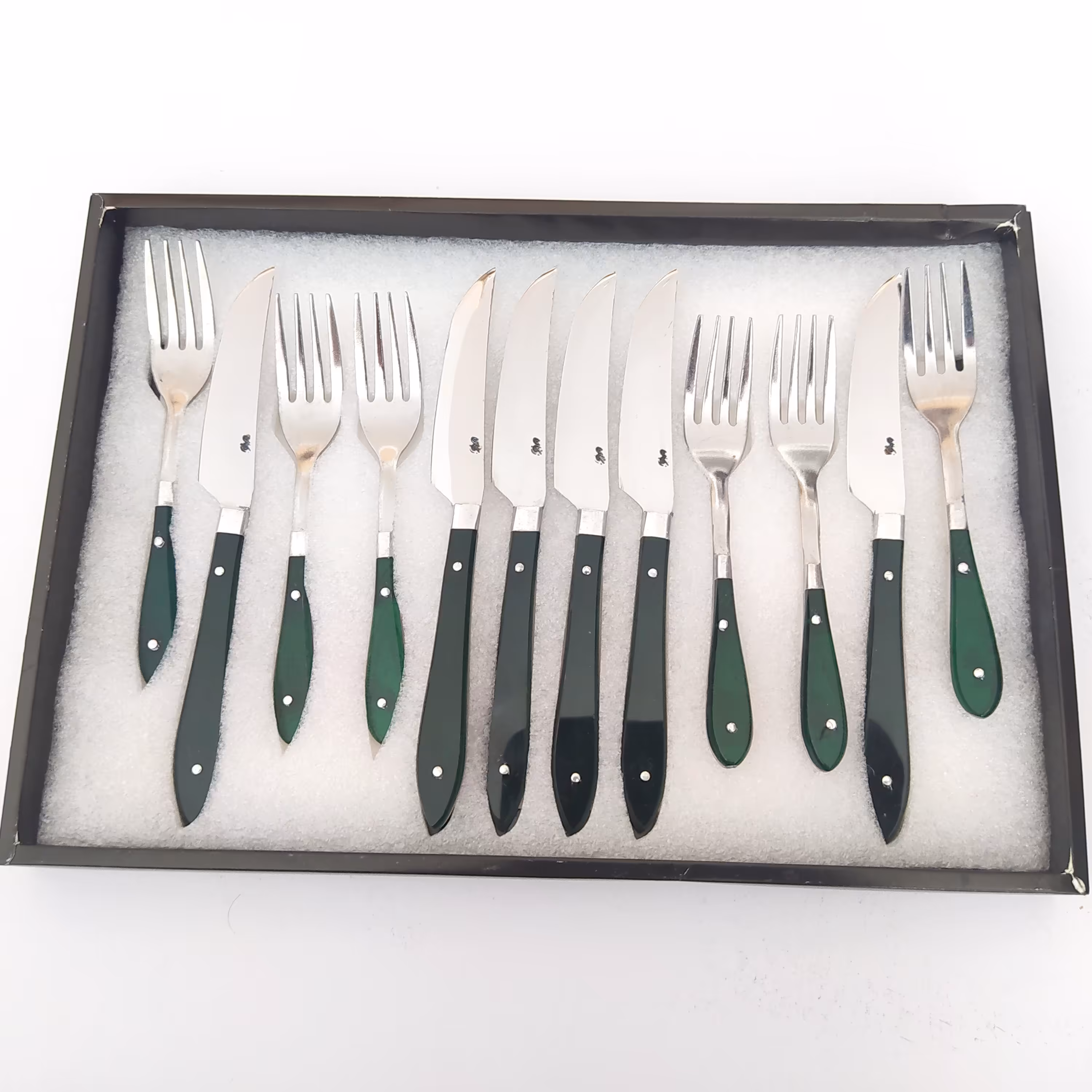 ست کارد و چنگال نگین زنجان با تیغه استیل فولاد ضدزنگ و دسته پلکسی سبز یشمی