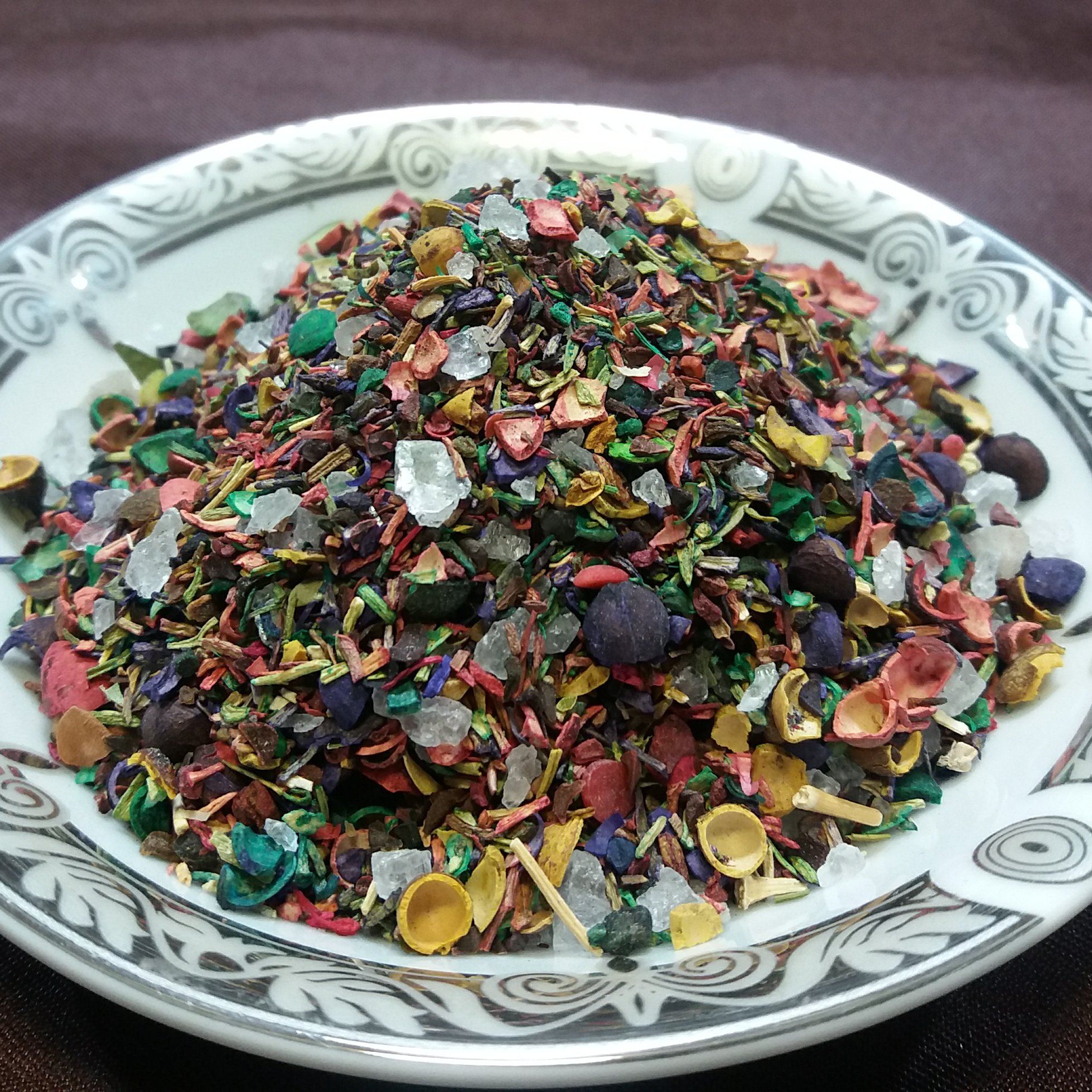 اسپند مخلوط بسته 100 گرمی