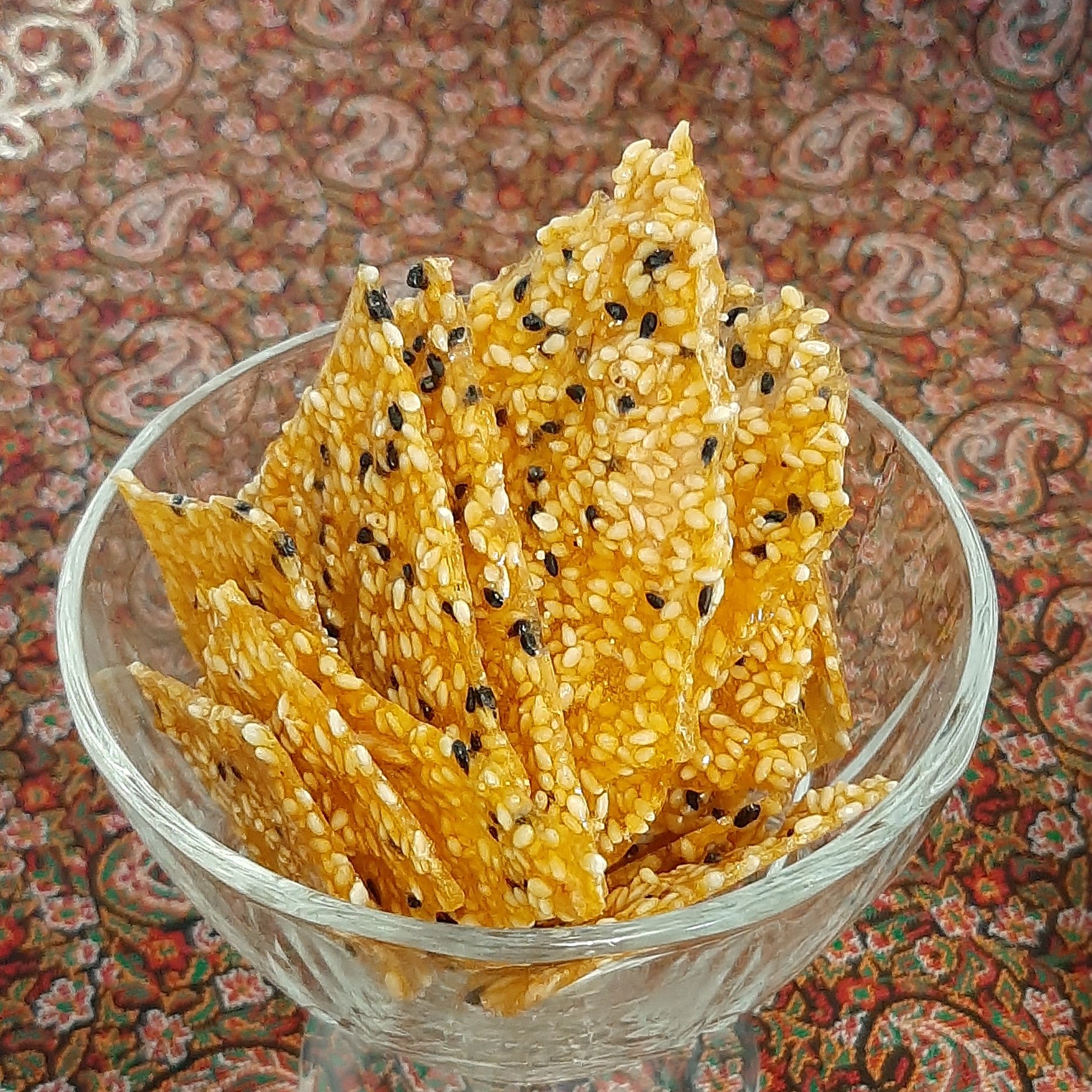 پولکی کنجدی و سیاه دانه (پس کرایه)