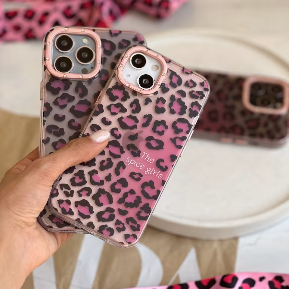 قاب ایفون 14 پرو The Spice Girls پلنگی، صورتی برای تمام مدل های آیفون